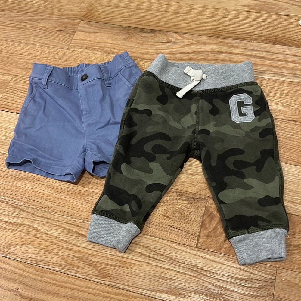 Janie and Jack baby boy blue shorts and gap camo and gray sweatpants 6-12 months